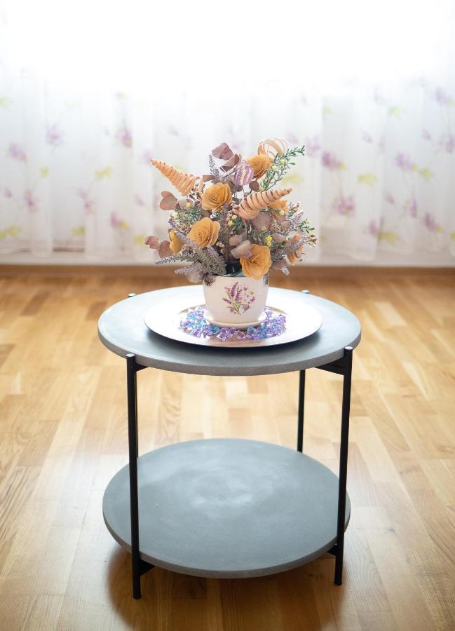 Diana Sunshine Apartment ทูลเซีย ภายนอก รูปภาพ